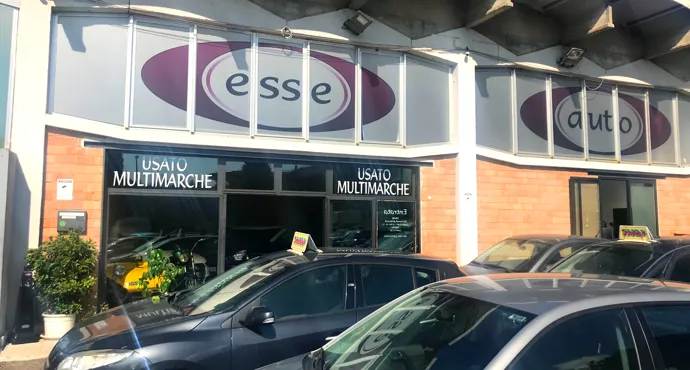 Esperienza trentennale nel settore auto